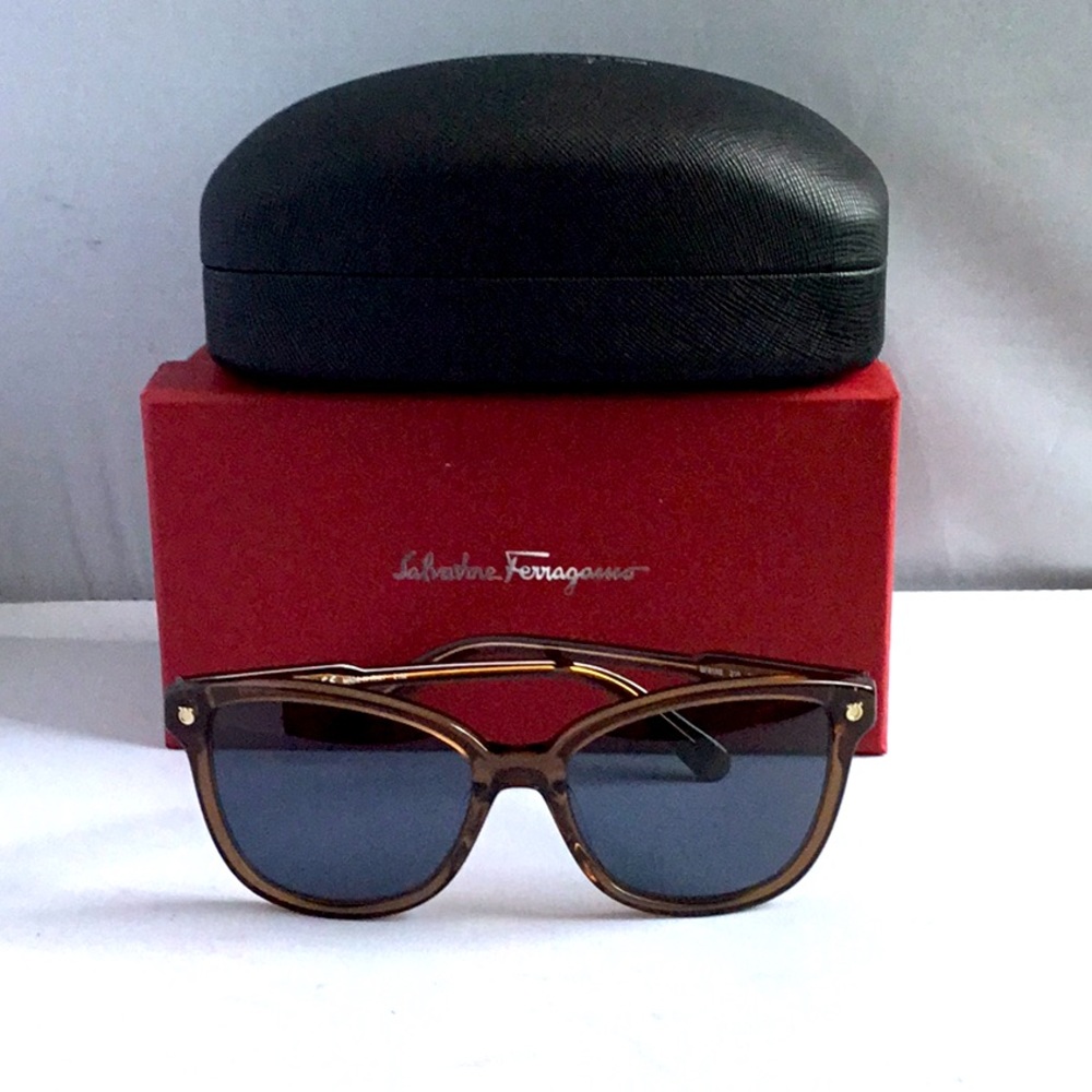 SALVATORE FERRAGAMO SUNGLASSES